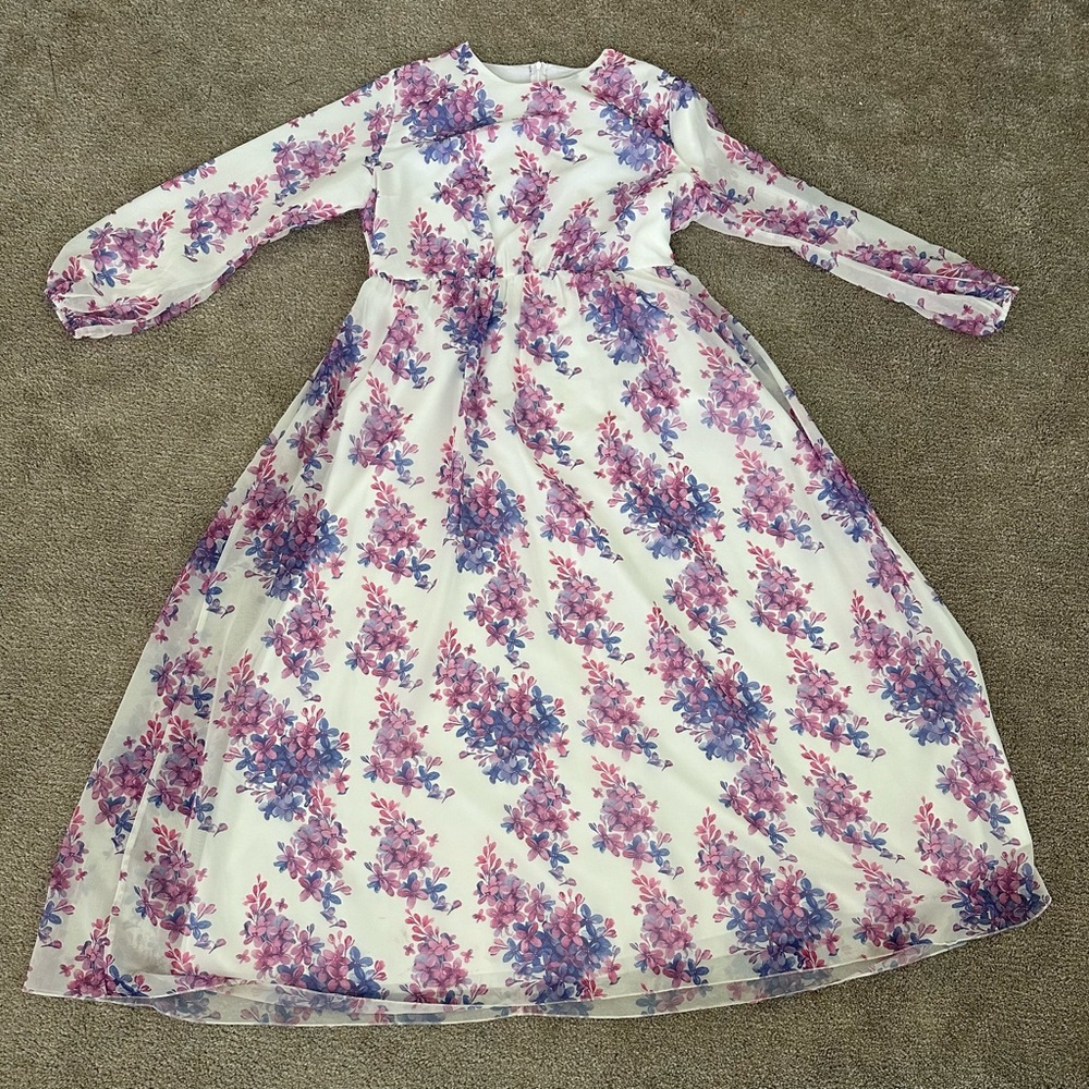 maxi/modest long sleeve floral dress